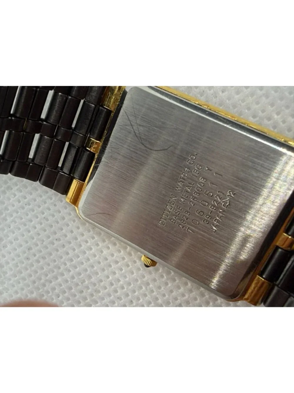 Citizen Vintage Tank Gold-Tone Black Dial Rectangular Quartz Watch 2828-299009